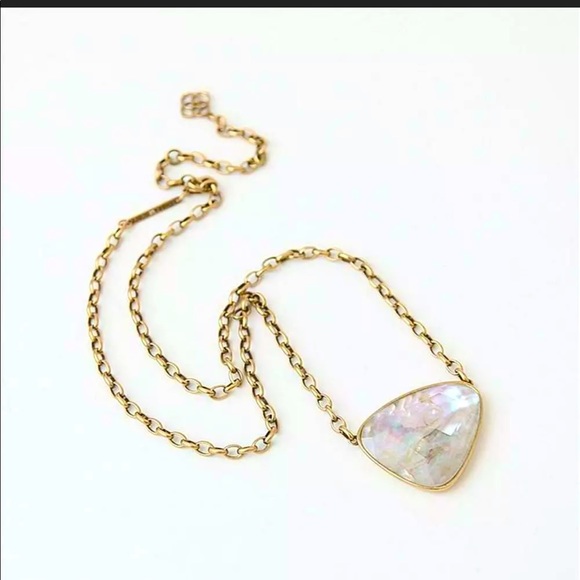 Kendra Scott Jewelry - NWT Kendra Scott Mckenna White Abalone  Necklace